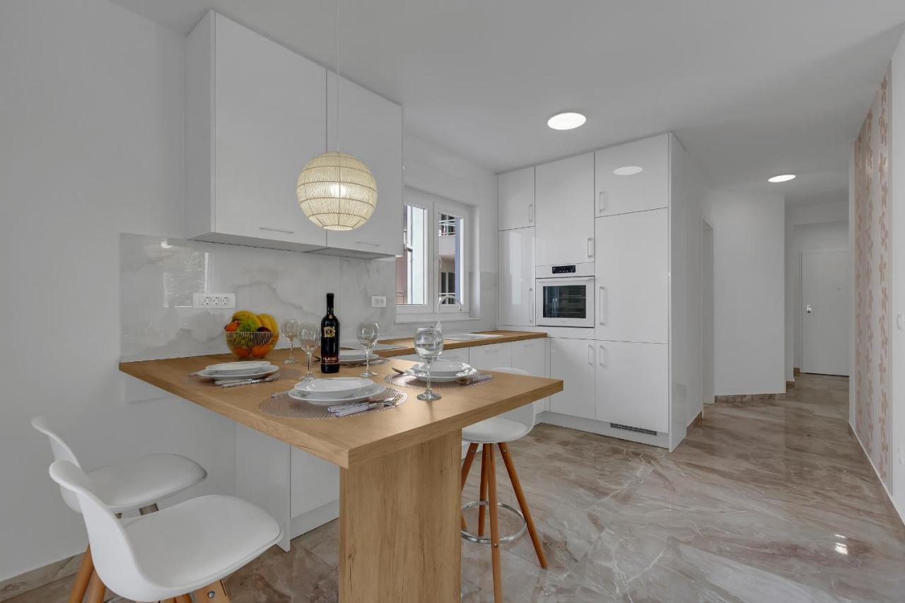 Apartment M&L Makarska Buitenkant foto
