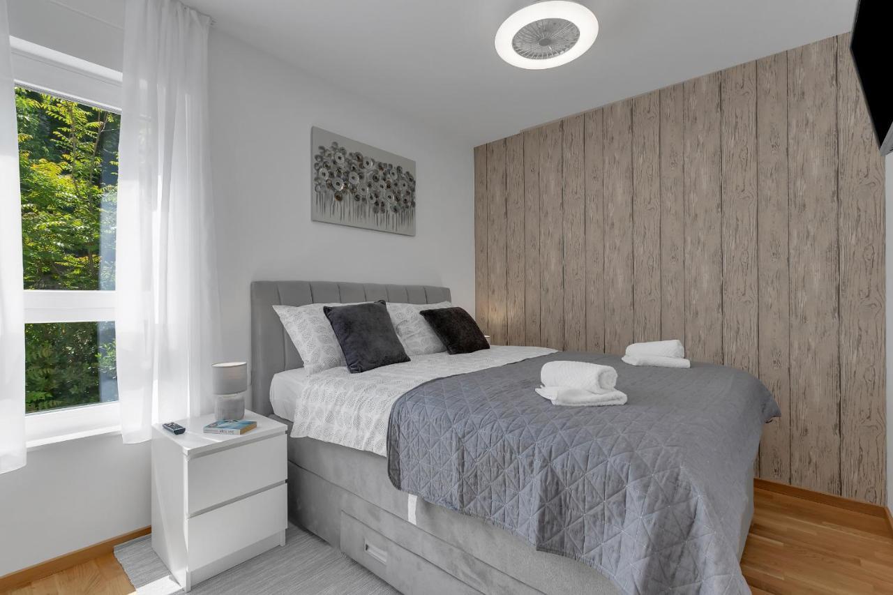 Apartment M&L Makarska Buitenkant foto