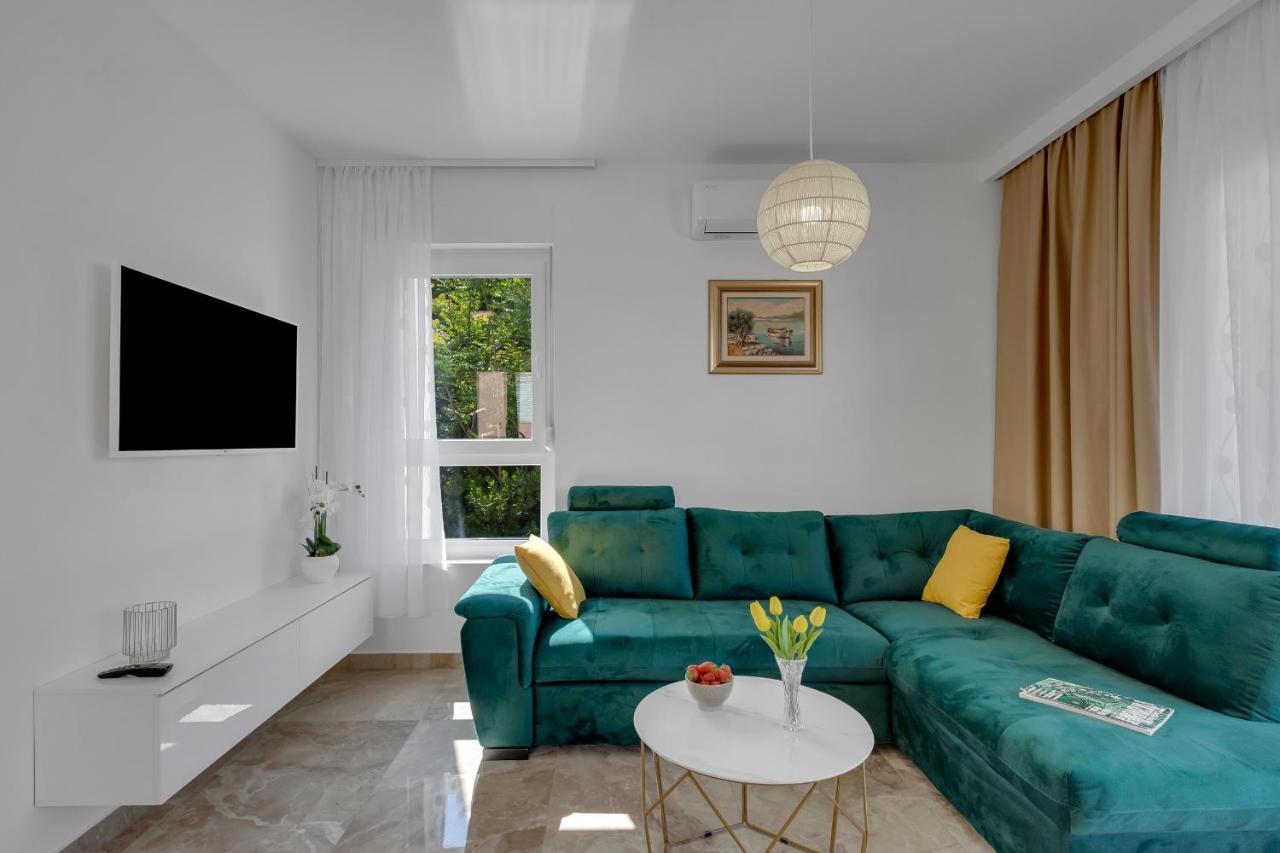 Apartment M&L Makarska Buitenkant foto