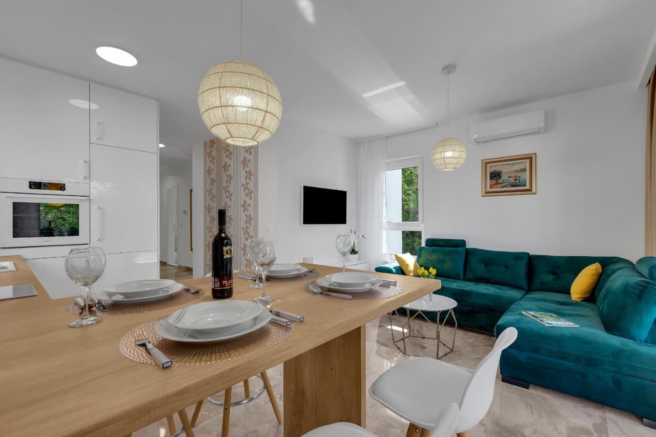 Apartment M&L Makarska Buitenkant foto